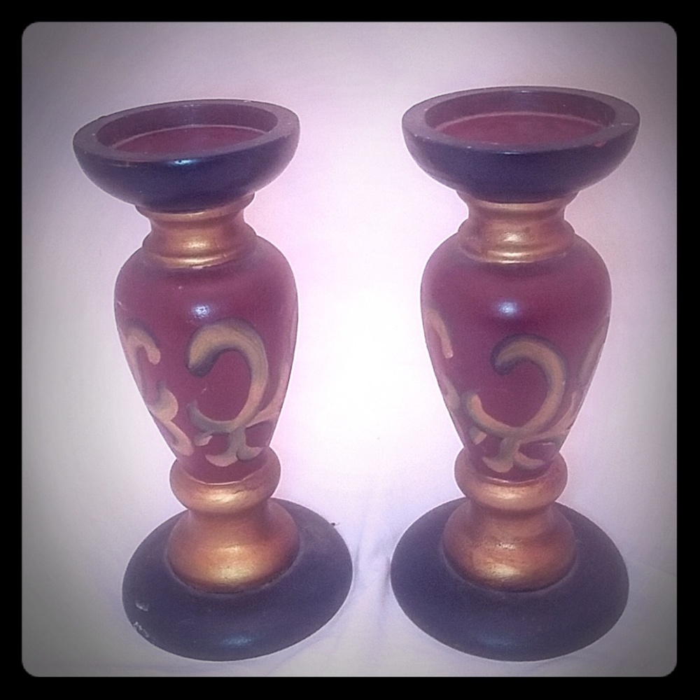 2 Candle holders